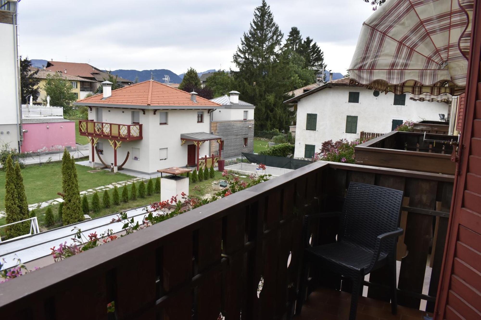 Villa Nuova Romeno Esterno foto
